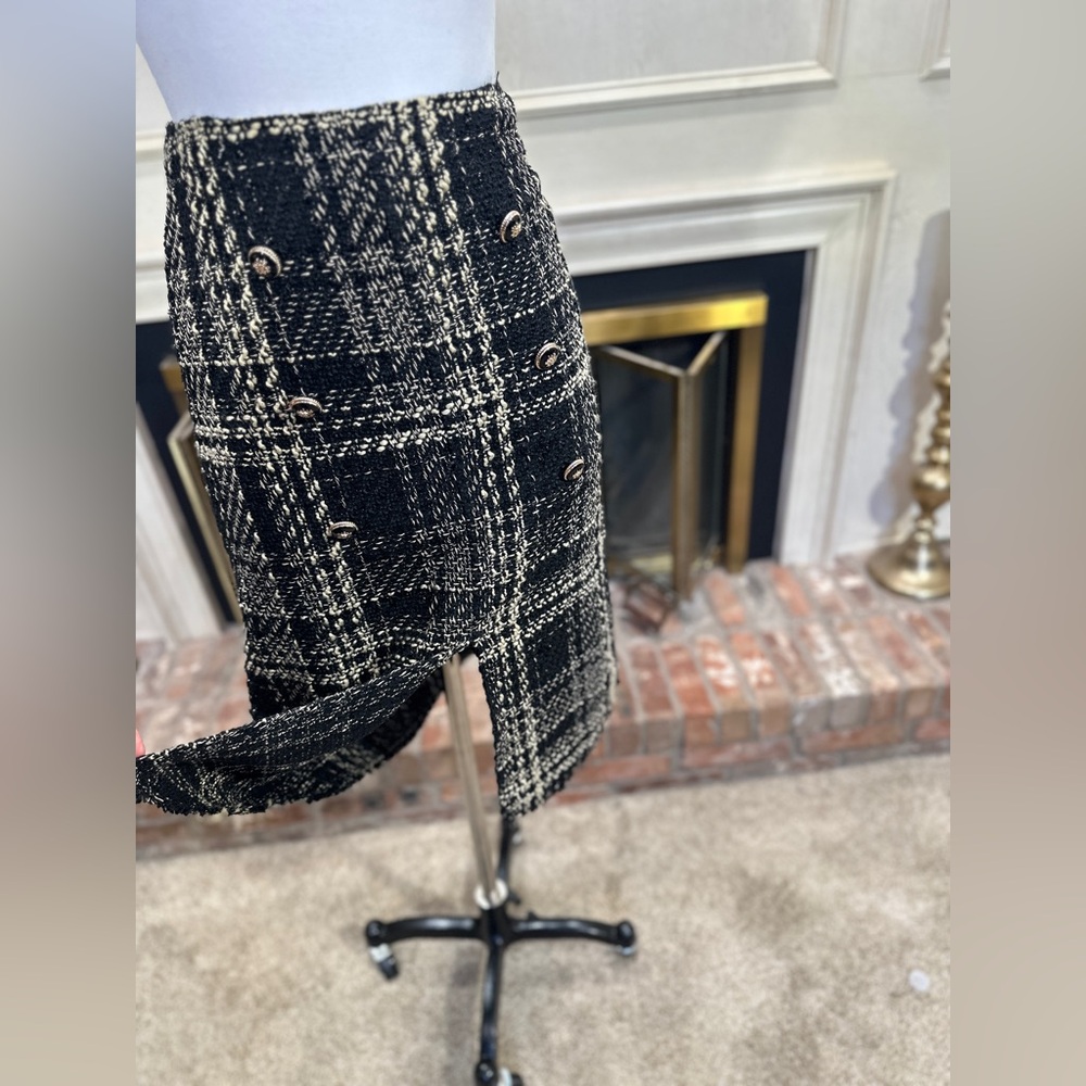 Fate Women’s Tweed Plaid Skirt Black Cream Bouclé Military Button Front‎ S NWT - Picture 6 of 10